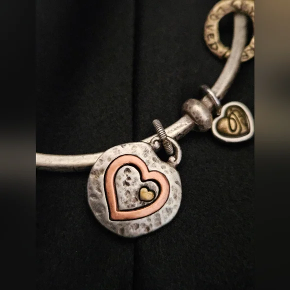 Brighton ART & SOUL Mother Love Family Bangle Bracelet. - Picture 3 of 8